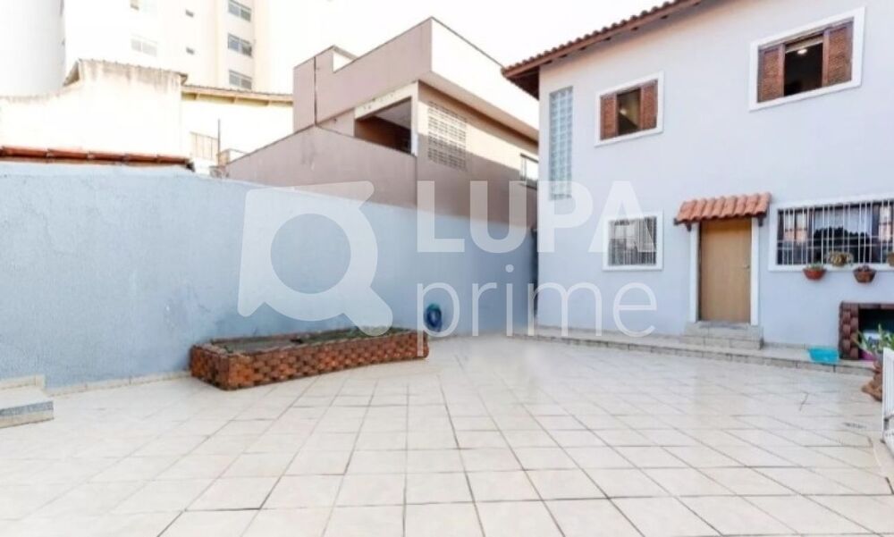 Casa à venda com 3 quartos, 330m² - Foto 11