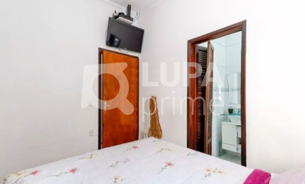 Casa à venda com 3 quartos, 330m² - Foto 4