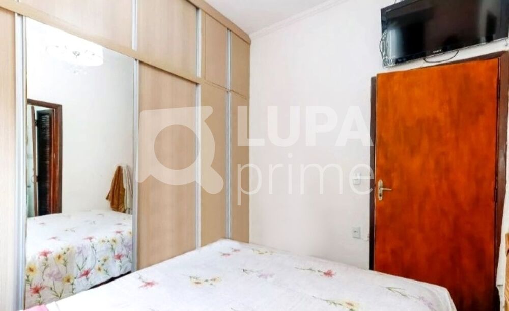 Casa à venda com 3 quartos, 330m² - Foto 5