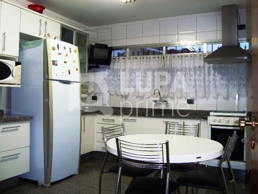 Casa, 3 quartos, 230 m² - Foto 10