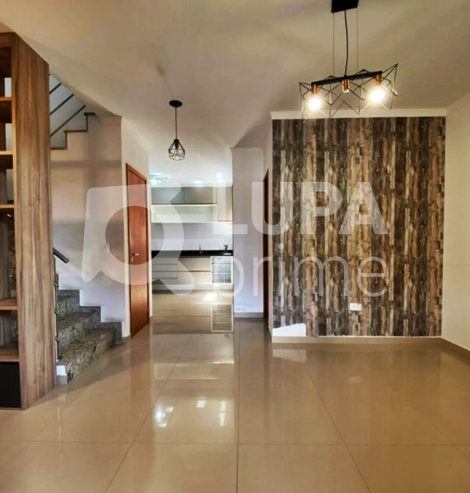 Casa, 3 quartos, 105 m² - Foto 1