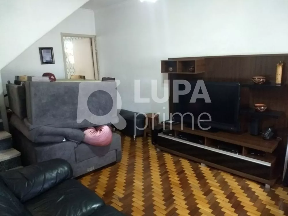 Casa à venda com 2 quartos, 165m² - Foto 1