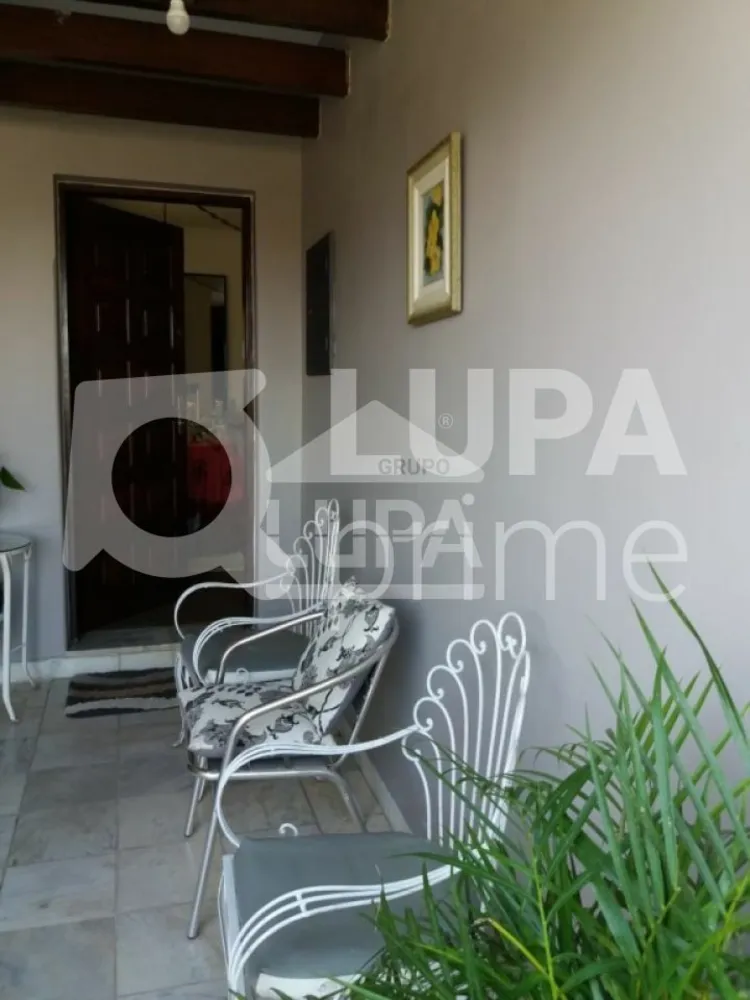 Casa, 3 quartos, 192 m² - Foto 3