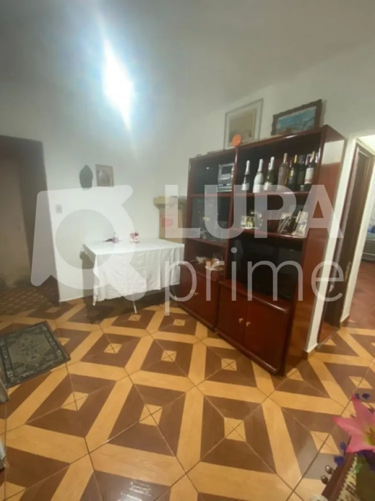 Casa, 2 quartos, 170 m² - Foto 1
