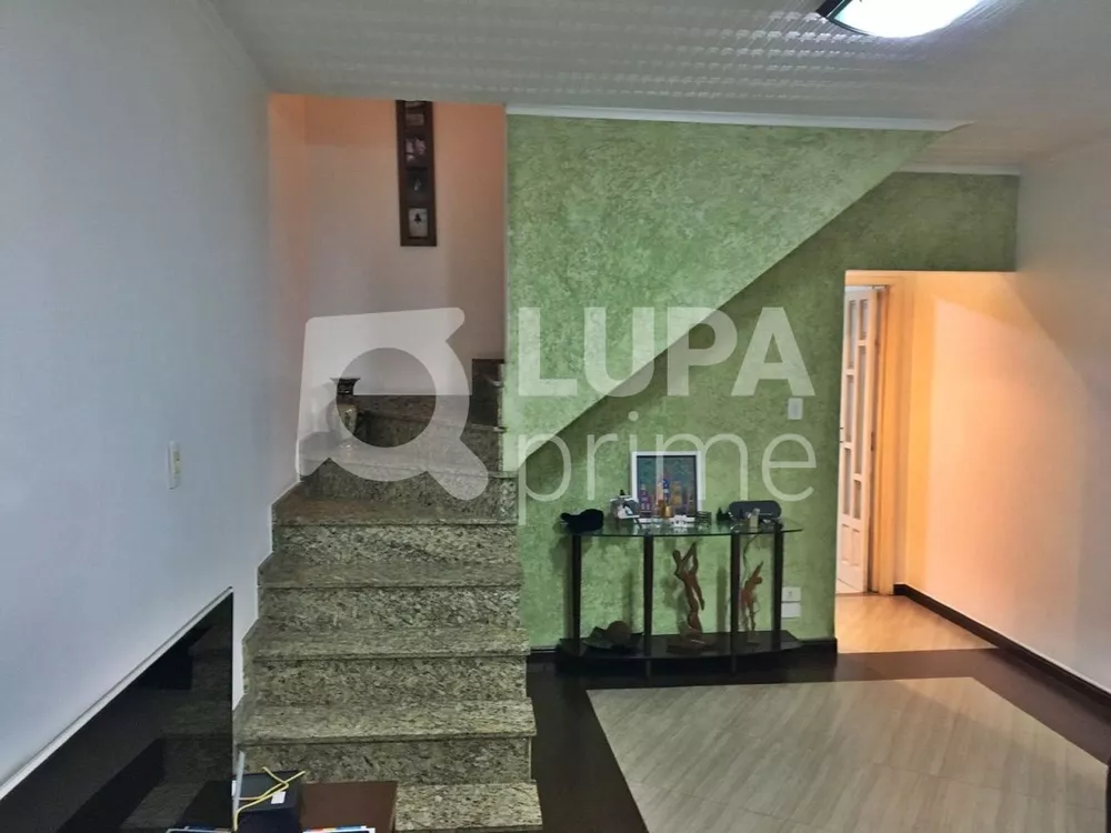 Casa à venda com 2 quartos, 148m² - Foto 2