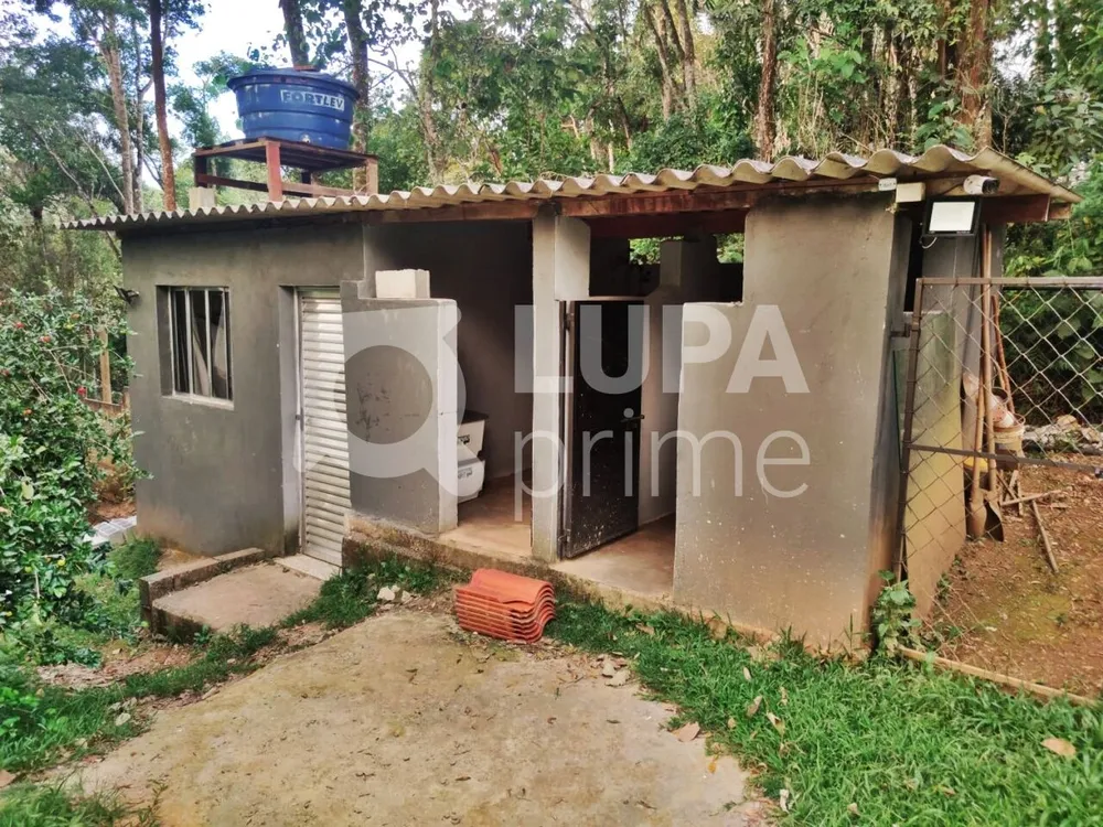 Chácara, 4 quartos, 2131 m² - Foto 2