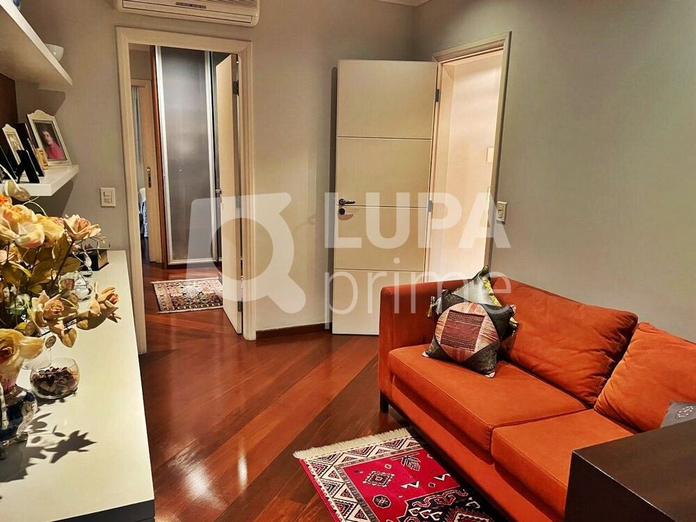 Apartamento, 3 quartos, 210 m² - Foto 1