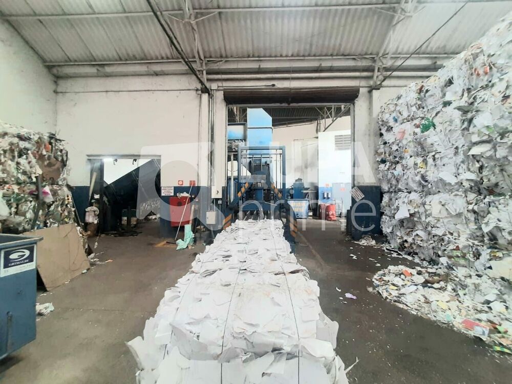Depósito-Galpão, 2400 m² - Foto 2