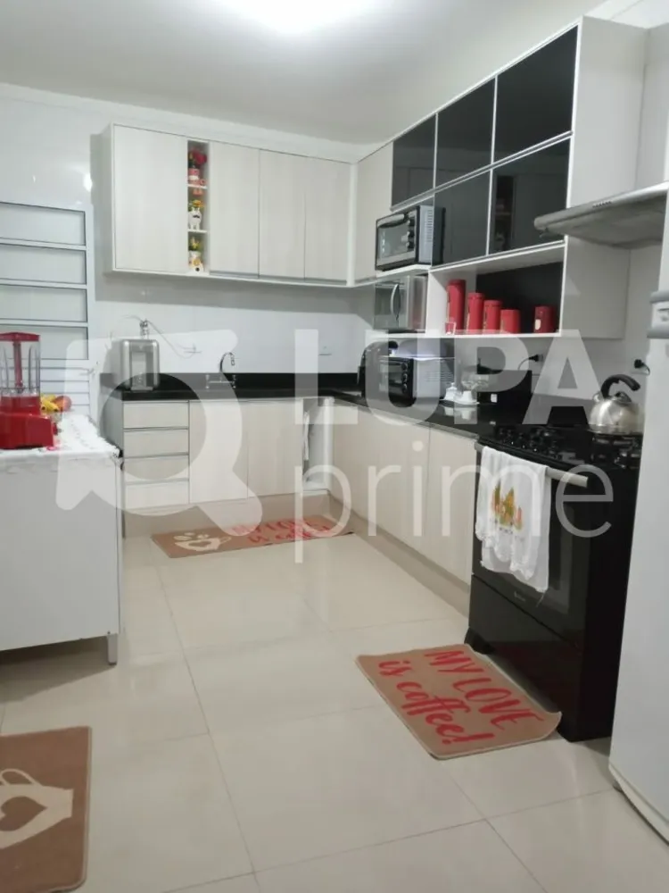 Casa, 3 quartos, 260 m² - Foto 7