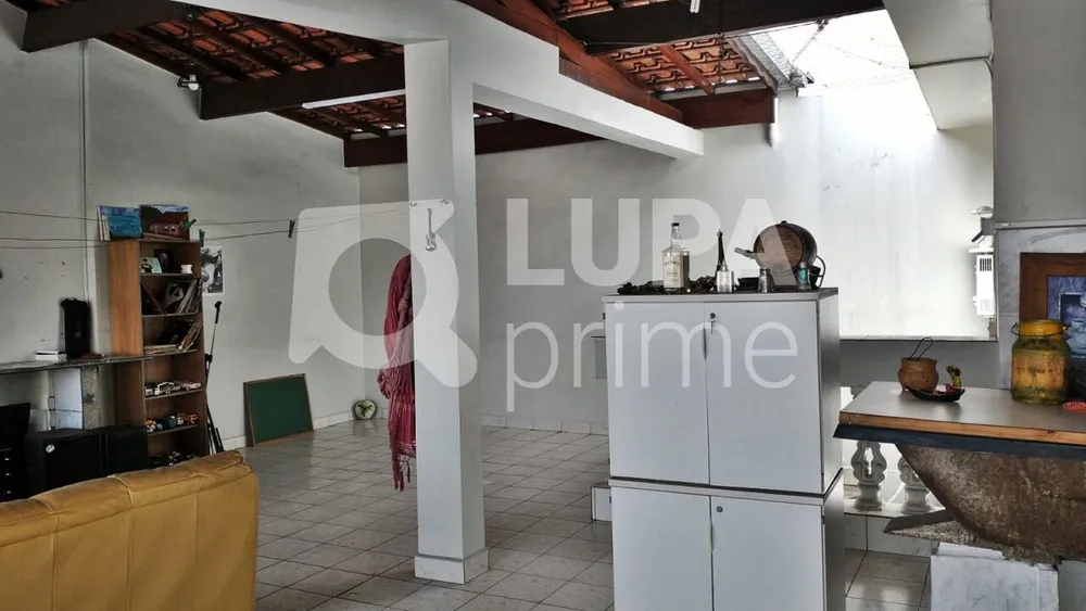 Casa, 3 quartos, 226 m² - Foto 34