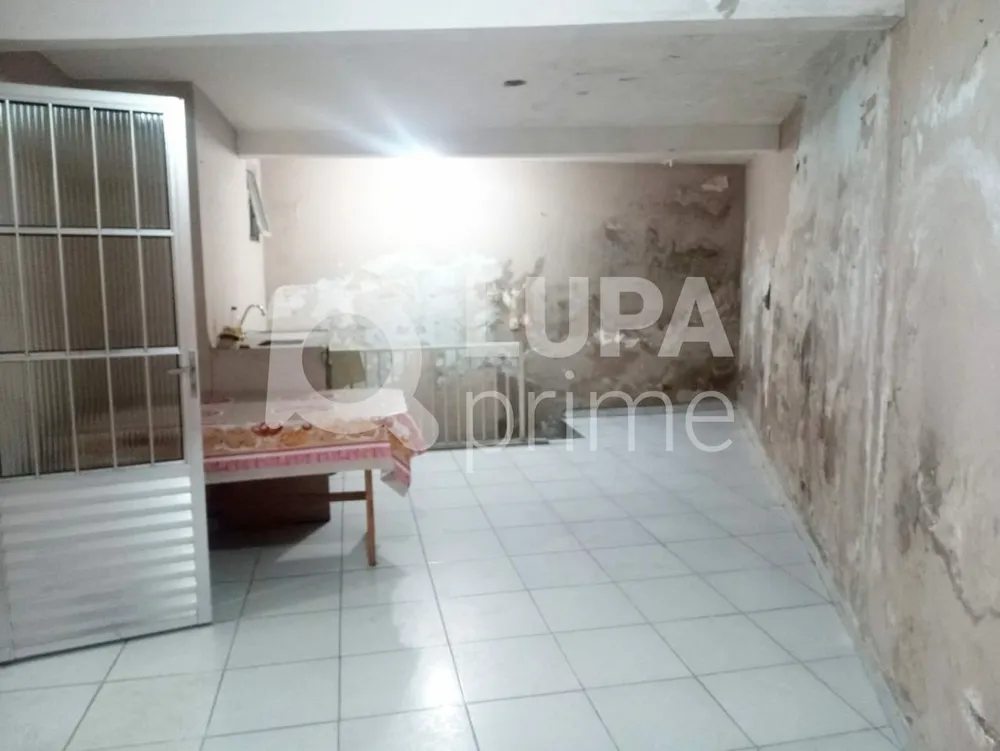 Casa, 3 quartos, 200 m² - Foto 4