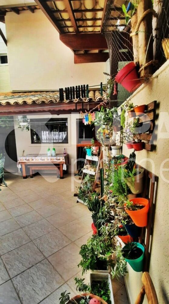 Casa à venda com 3 quartos, 170m² - Foto 14