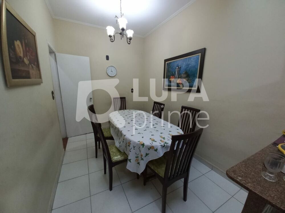 Casa à venda com 3 quartos, 170m² - Foto 8