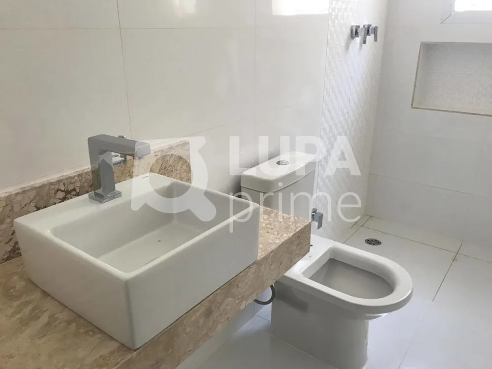Casa, 3 quartos, 250 m² - Foto 12