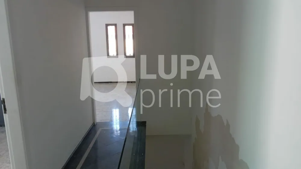 Casa, 3 quartos, 220 m² - Foto 2