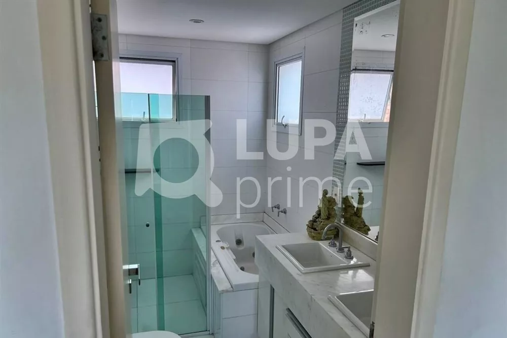 Apartamento à venda com 3 quartos, 190m² - Foto 8