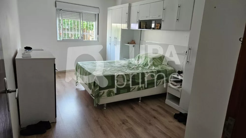 Casa à venda com 2 quartos, 100m² - Foto 4