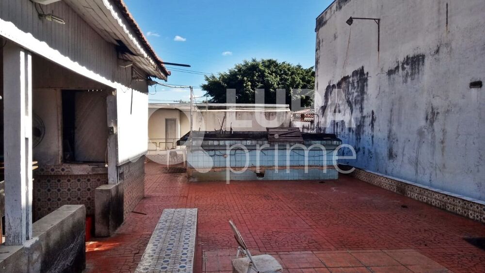 Casa, 4 quartos, 250 m² - Foto 8