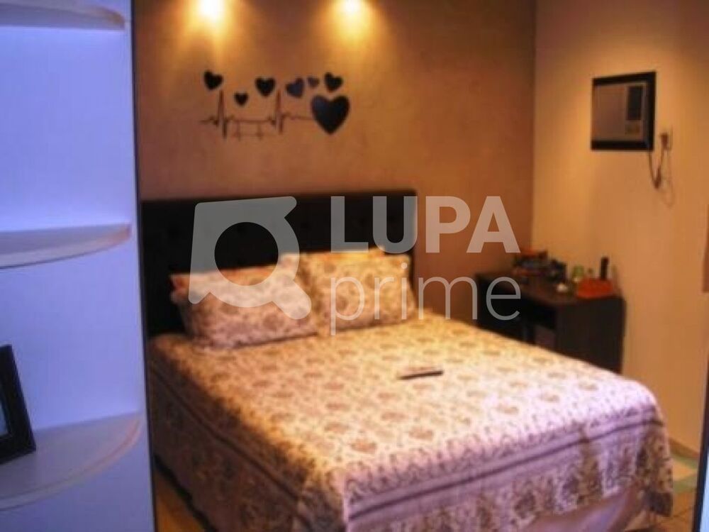 Casa, 4 quartos, 203 m² - Foto 2