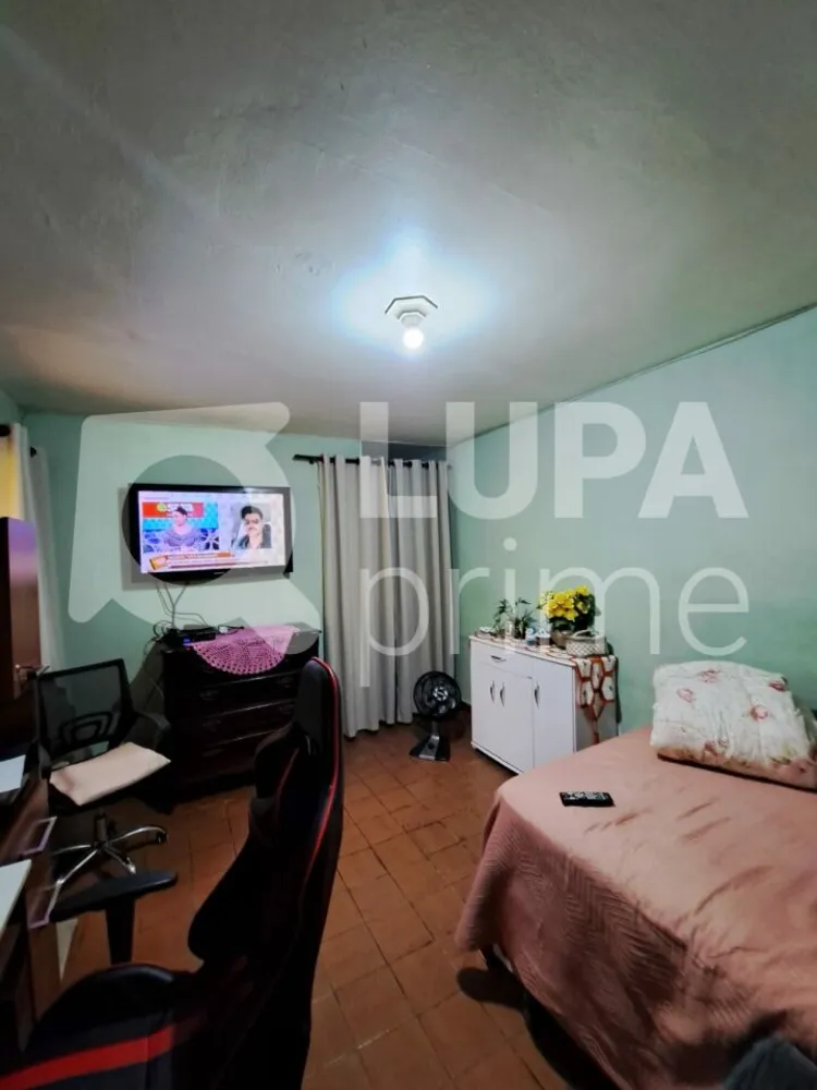 Casa, 3 quartos, 270 m² - Foto 9