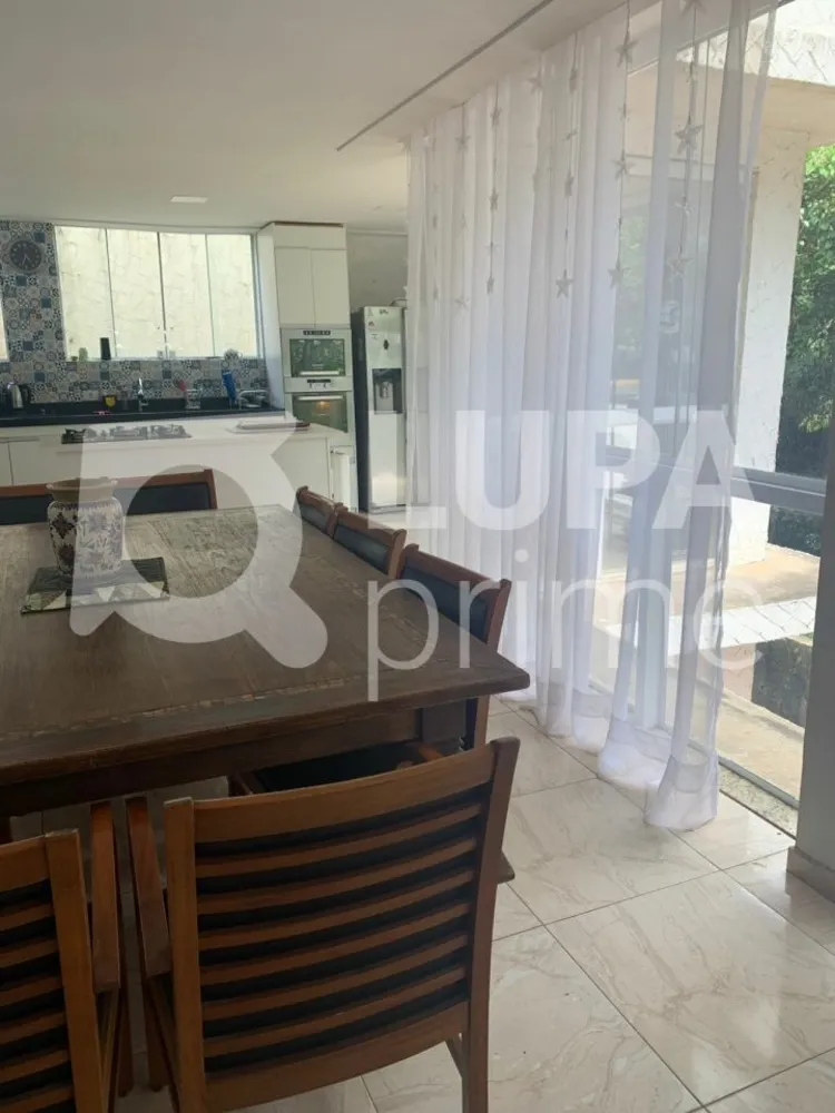 Casa, 3 quartos, 530 m² - Foto 1