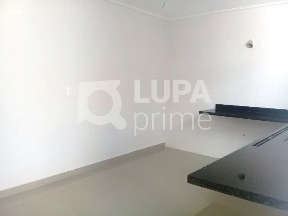 Casa, 3 quartos, 130 m² - Foto 3