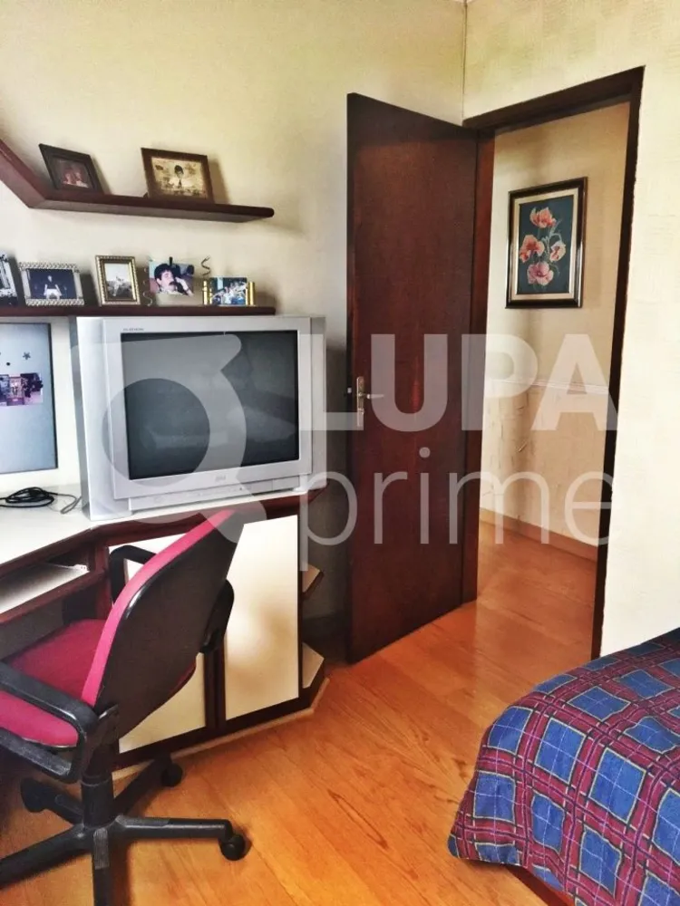 Casa, 4 quartos, 216 m² - Foto 10