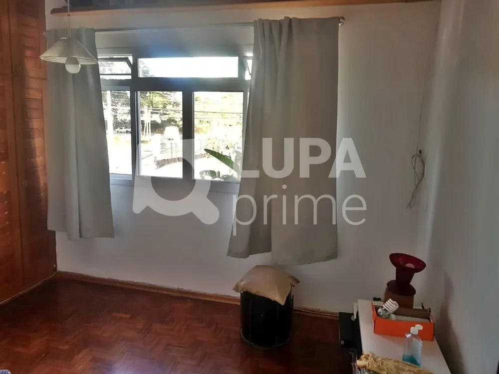 Casa, 4 quartos, 330 m² - Foto 1