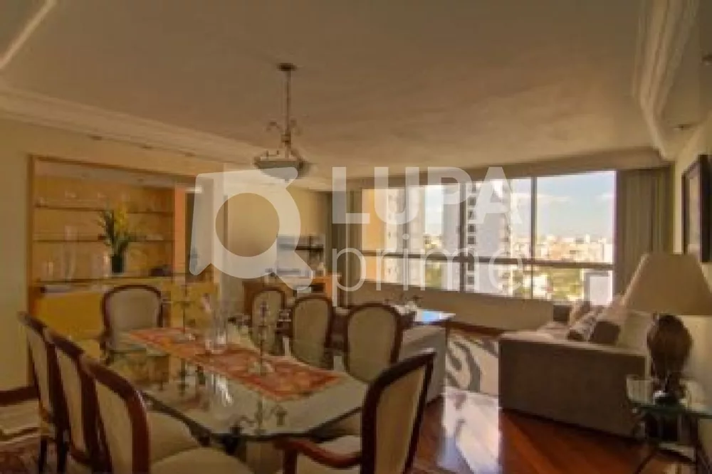 Apartamento à venda com 3 quartos, 134m² - Foto 2