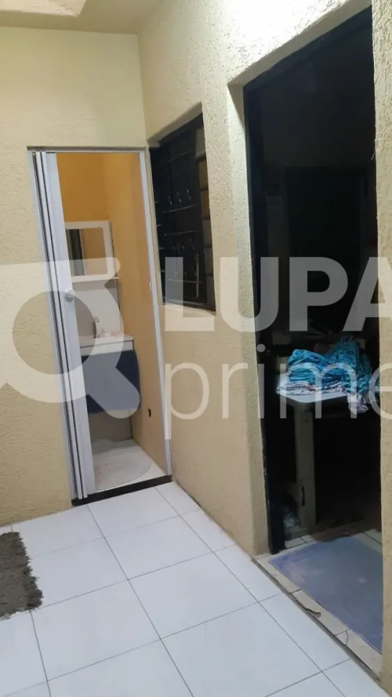 Casa, 2 quartos, 250 m² - Foto 11