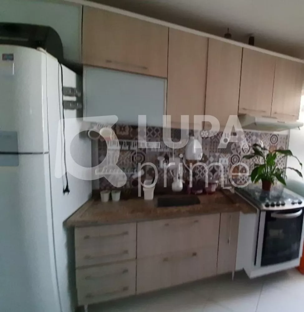 Apartamento à venda com 2 quartos, 50m² - Foto 6