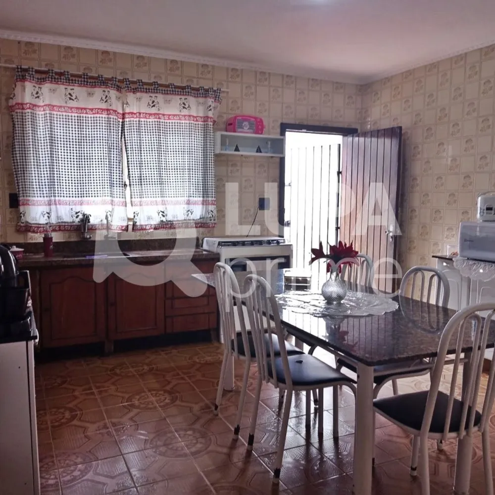Casa, 2 quartos, 120 m² - Foto 2