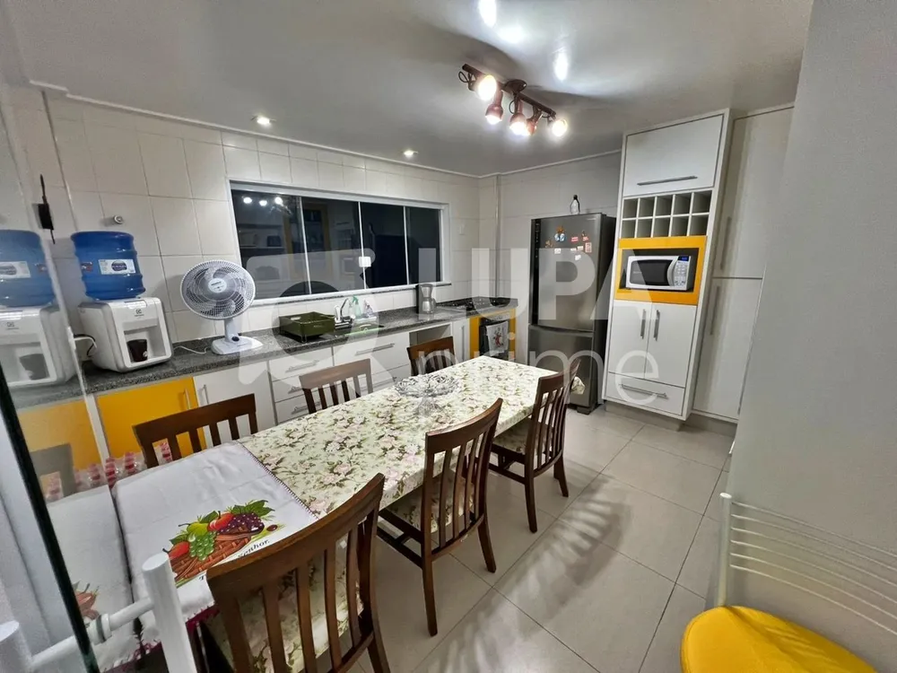 Casa, 3 quartos, 146 m² - Foto 1