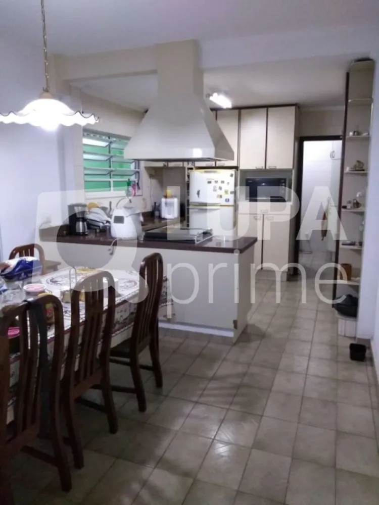 Casa, 3 quartos, 225 m² - Foto 10
