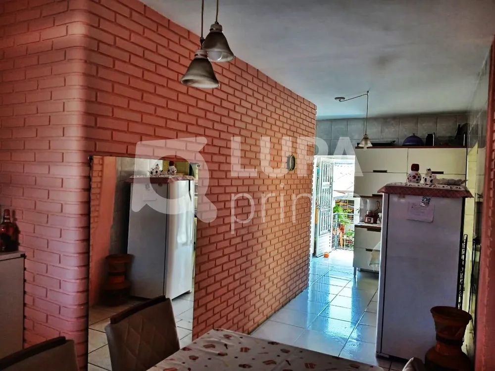 Casa, 2 quartos, 270 m² - Foto 10