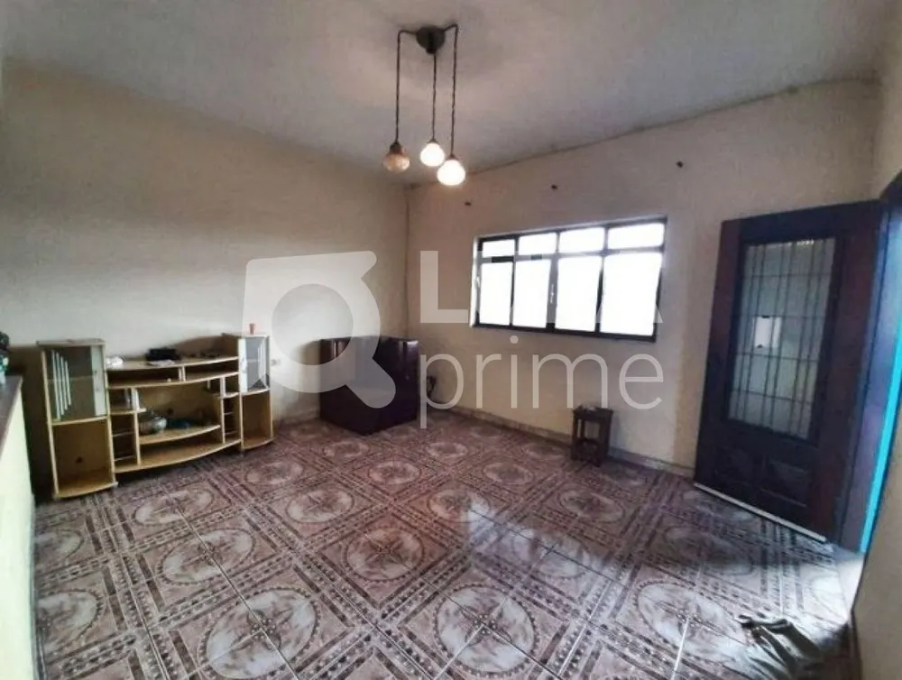 Casa, 3 quartos, 241 m² - Foto 2