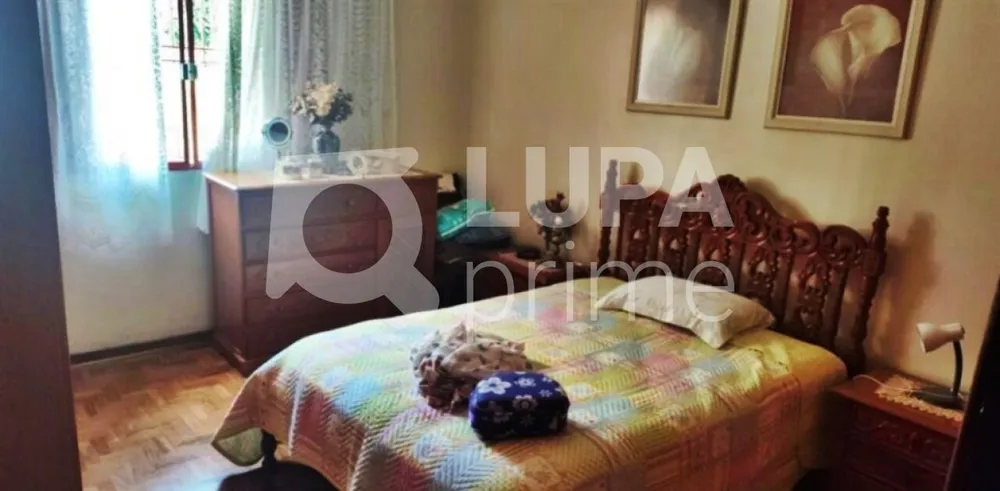 Casa, 5 quartos, 201 m² - Foto 2