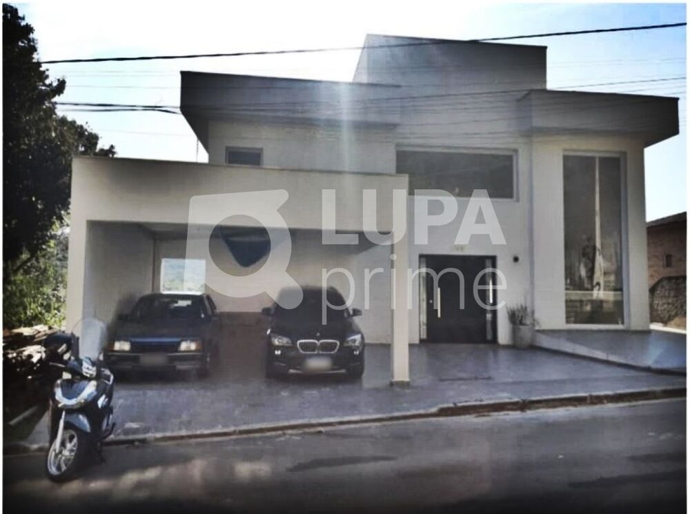 Casa à venda com 3 quartos, 400m² - Foto 1