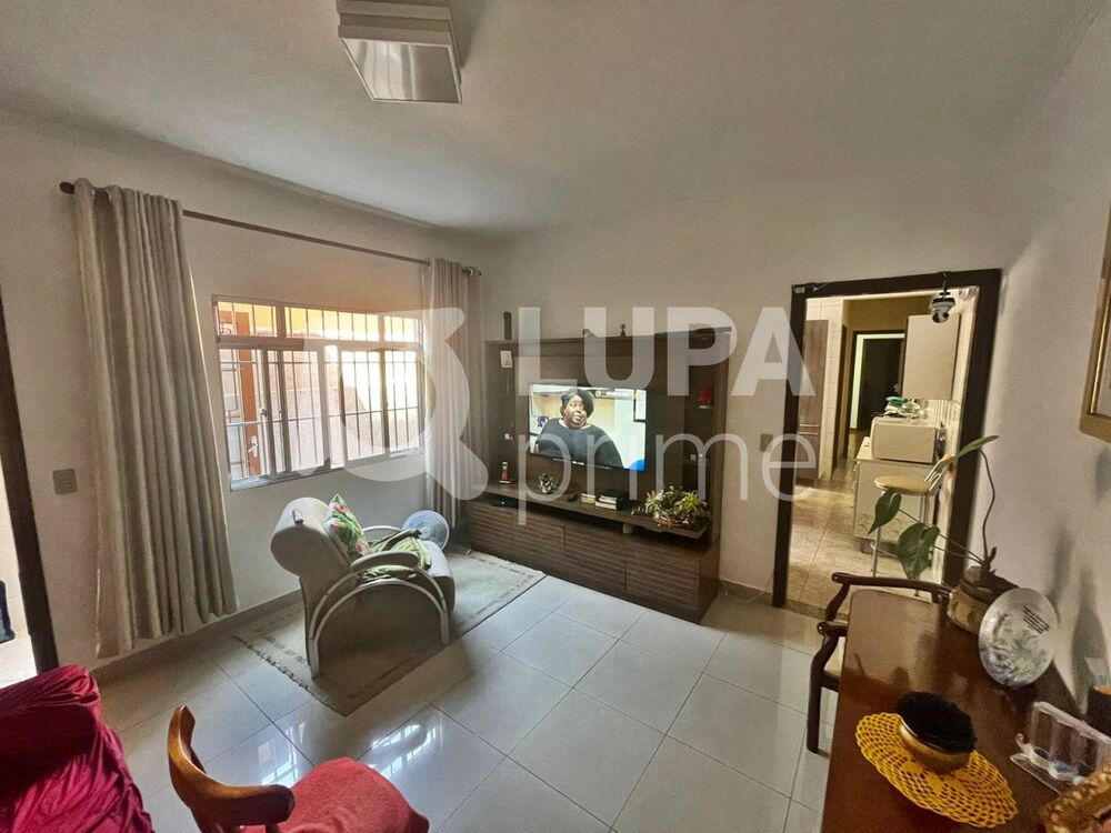 Casa, 5 quartos, 200 m² - Foto 8
