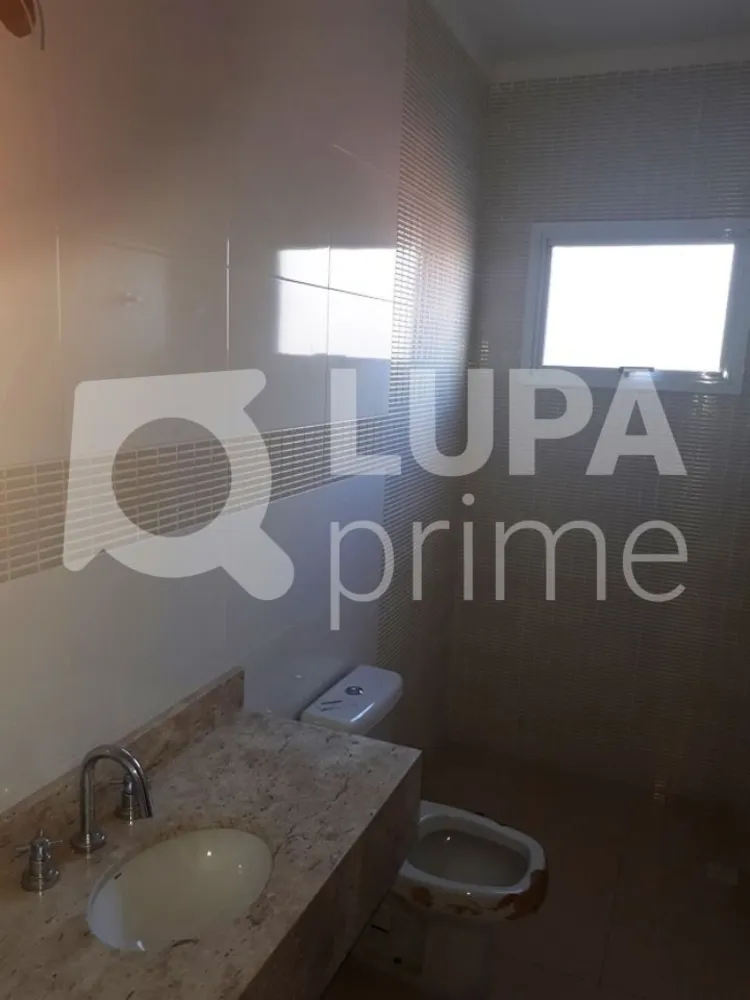 Casa, 3 quartos, 200 m² - Foto 11