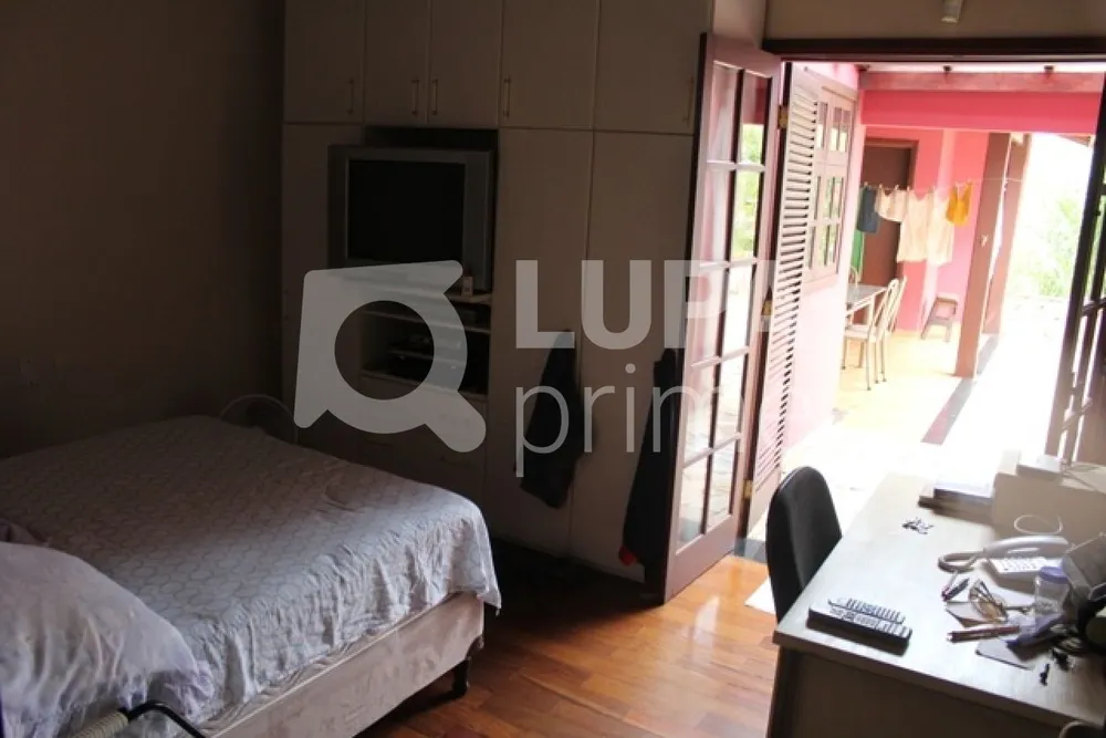 Casa, 3 quartos, 240 m² - Foto 3