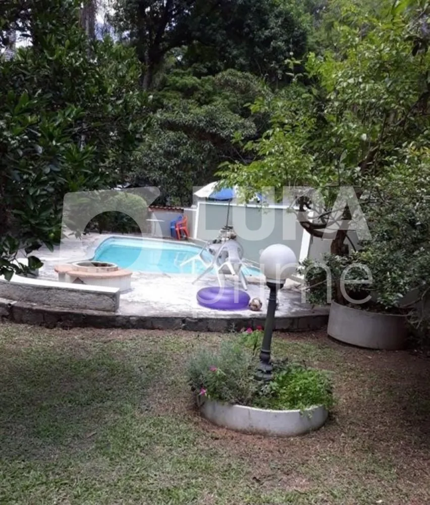 Casa, 4 quartos, 350 m² - Foto 13