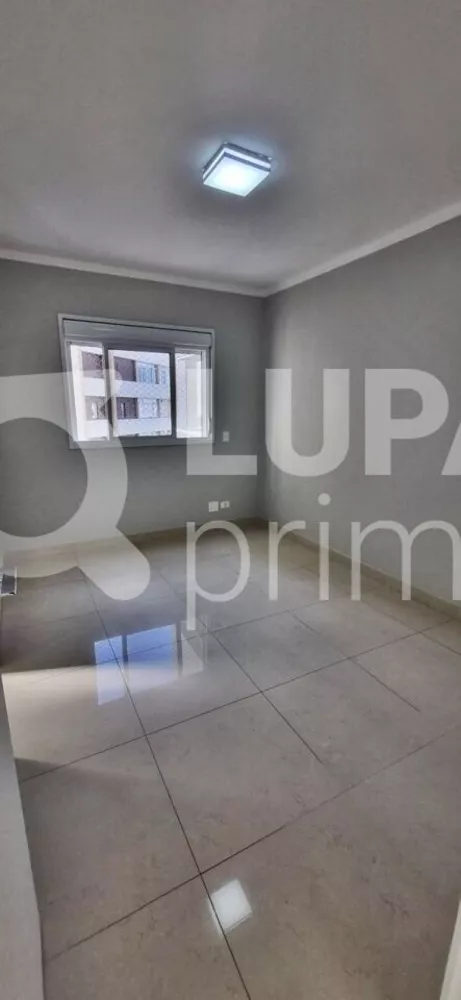 Apartamento à venda com 2 quartos, 77m² - Foto 2