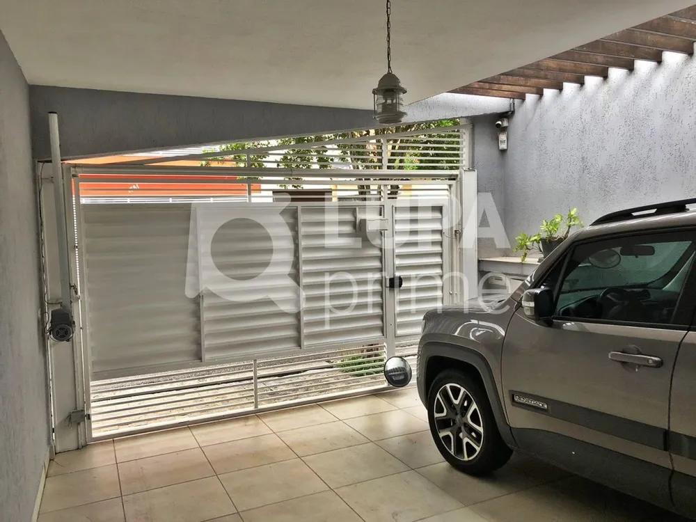 Casa, 3 quartos, 200 m² - Foto 1