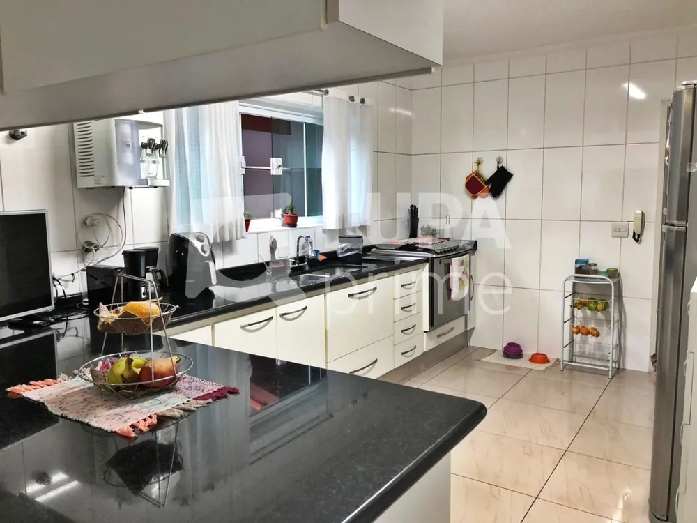 Casa, 3 quartos, 200 m² - Foto 6