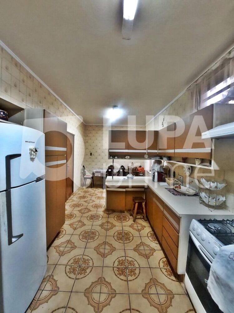 Casa à venda com 5 quartos, 180m² - Foto 5