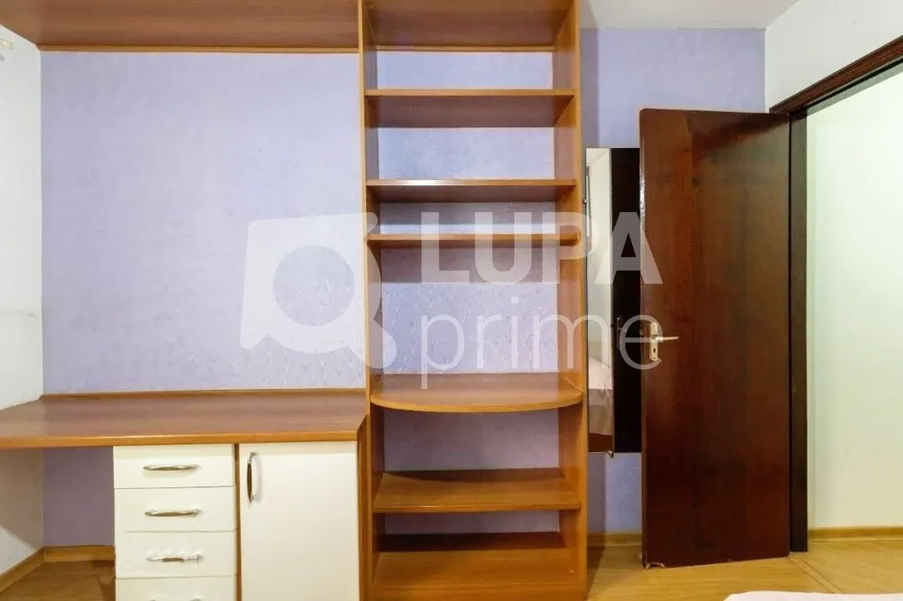 Casa, 3 quartos, 250 m² - Foto 2