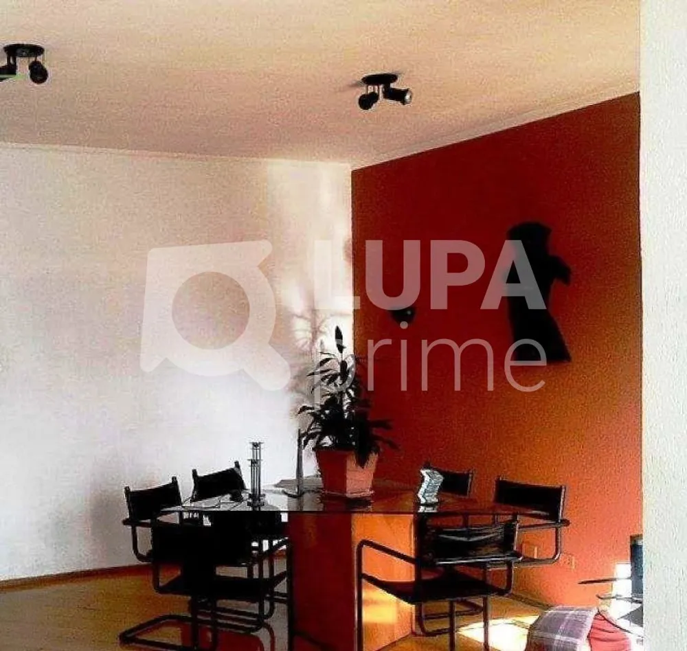 Casa, 3 quartos, 206 m² - Foto 4