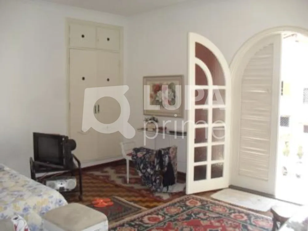 Casa, 4 quartos, 480 m² - Foto 1