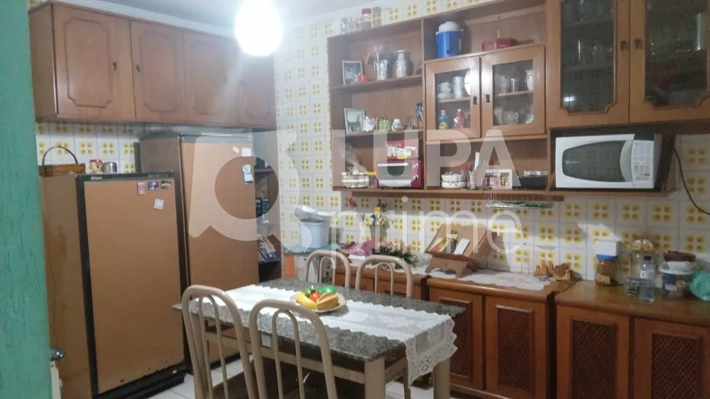 Casa, 3 quartos, 239 m² - Foto 9